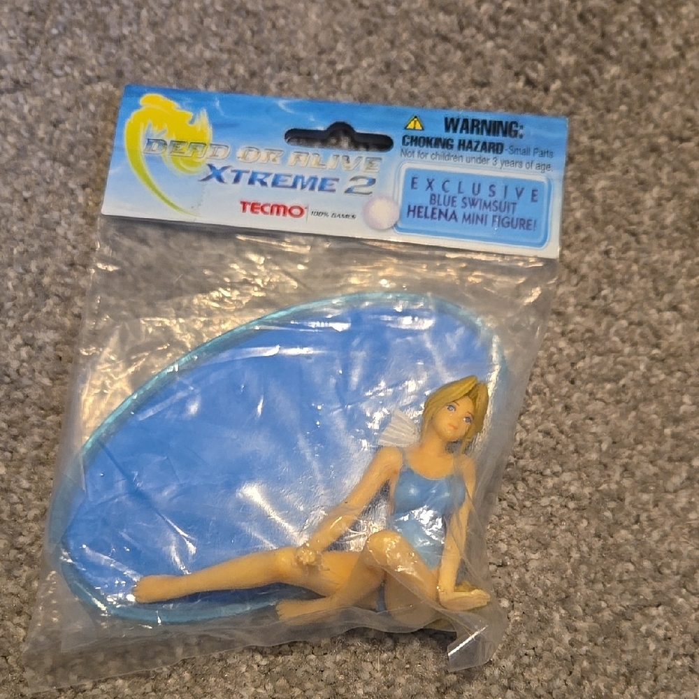 DEAD OR ALIVE XTREME 2 PROMO MINI FIGURE Helena Blue Swimsuit